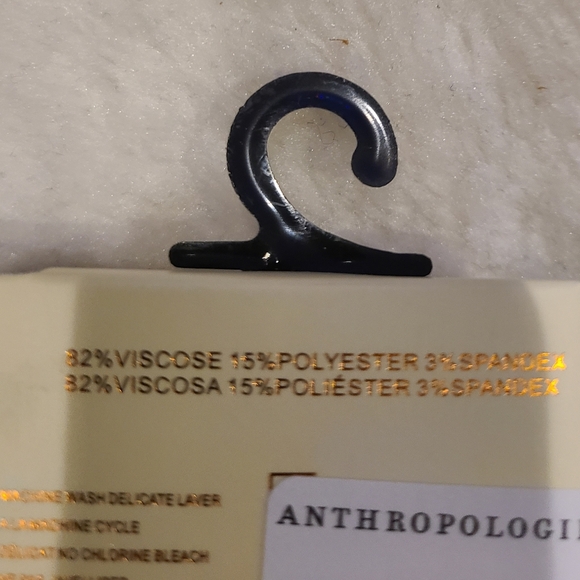 Black Over-the-Knee Socks - Picture 3 of 3